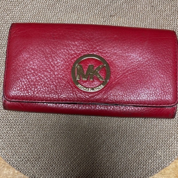 Michael Kors Cherry Leather Clutch - Picture 1 of 8